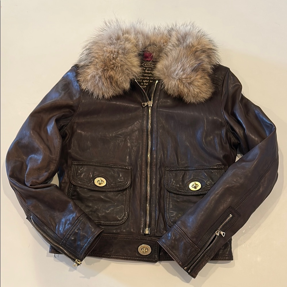 Coach vintage Legacy Brown Leather Jacket with coyote Fur Trim